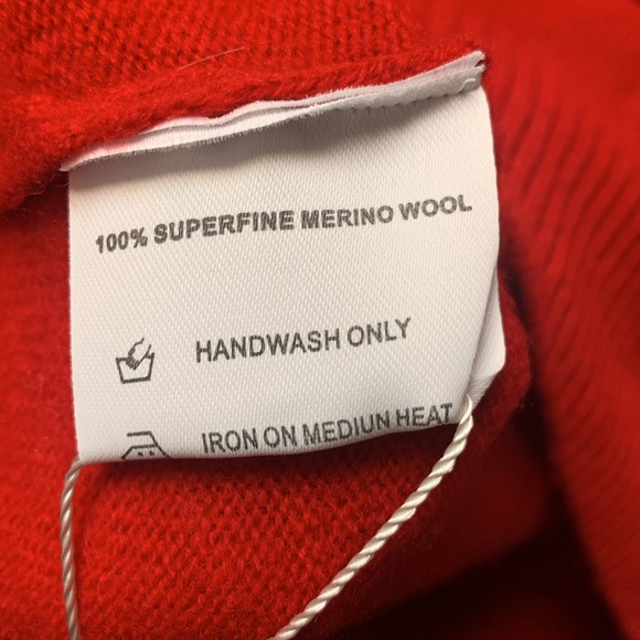 Liny Xin Merino Wool Sweater - Picture 12 of 15